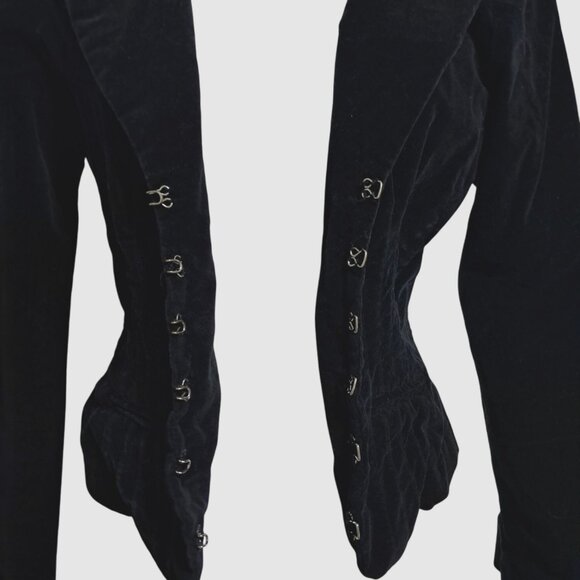 Y2K Dolled Up Fang Black Velvet Fitted Jacket With Hook & Eye Closures For Women - Picture 4 of 14